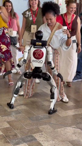Robot bailando champeta en Cartagena: ¿qué pasó en el baile?