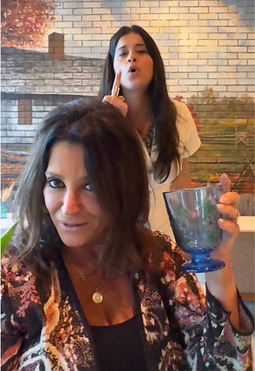 POV: Mom Loves the Gift Your Sister Doubted