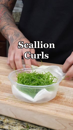 How to Curl Scallions for Garnishing | Cutting Tips & Ideas