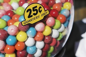 Bubblegum Vodka: Cocktail Ideas and DIY Recipe  | LoveToKnow