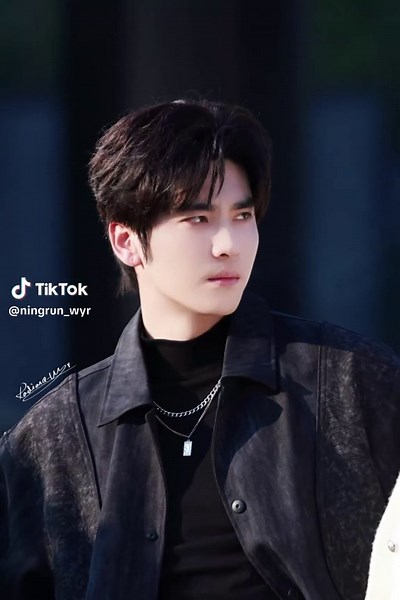 "behind-the-scenes"《炽爱悖论》♥️🥰🎬 #王奕然 #wangyiran #shortdramachinese