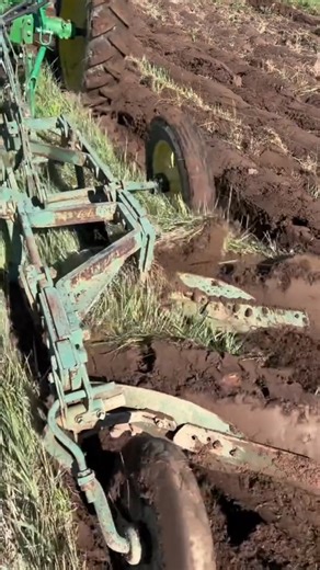 Straight lines across the field. Old iron still gets it done. | LibertyLegacy TV