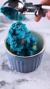 Cookie Monster cookie dough 🍪 #cookies #cookiemonster #recipe #foodtok #defleppard | Life Cake