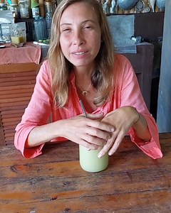 540K views · 4.8K reactions | Koh Phangan è un'isola molto particolare, popolata per la maggior parte da vegani, vegetariani, fruttariani etc. Ho cercato di capire perché una persona dovrebbe approcciare questo tipo di cultura alimentare | La Thailandite - Un Italiano a Phuket | Facebook