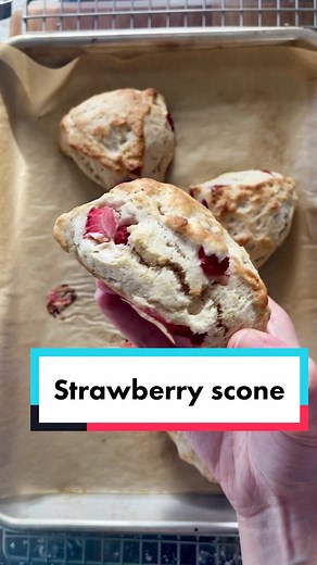 Delicious Strawberry Scones Recipe for Easy Baking