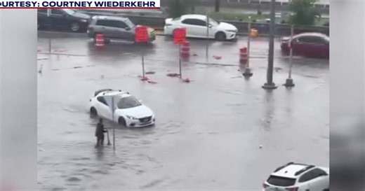 Austin weather: Flash flooding causes high water in construction zone