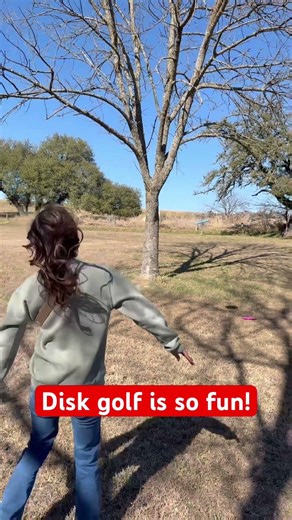 Where’s all my girls who live disc golf??