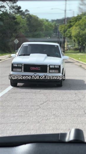 Supercharged 1990 Chevy GMC OBS: Building a Small Block with Attitude