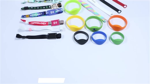 Customized Logo Waterproof RFID 125KHz 13.56MHz TK4100 RFID Wristband Silicone Bracelet