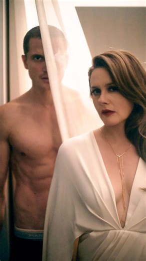 ᴊᴇssᴇ ᴋᴏʀᴍᴀɴ on Instagram: "Here’s the official trailer for our thriller “Pretty Thing” starring Alicia Silverstone and Karl Glusman directed by Justin Kelly and written by Jack Donnelly out July 4!! “Follows the story of a successful executive who struggles with a scorned young lover who takes his obsession too far.” Cover photo by, well duh 😉"