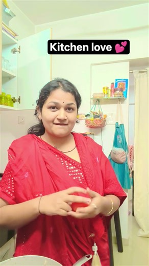 main to kitchen me bhi akeli nahi hu ....... #unfiltered_poo #funny #cooking #newyoutuber #youtuber