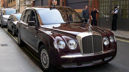 Queen Elizabeth II’s Bentley Limousine Is Crazy