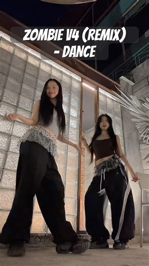 ZOMBIE V4 (REMIX)- DANCE By Jia & Friend 🔥🔥💃🏻🤸🏻 #tiktokdance #kimjiadance