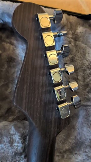 FSR - Fender American Professional II Stratocaster - Rosewood Neck. #fenderguitars #stratocaster