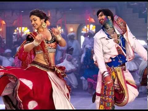 Mor Bani Thanghat Kare | Goliyon Ki Raasleela Ram-Leela | Deepika Padukone