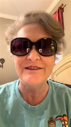 Shannon Synetha on Instagram: "I’m okay. It was just a very scary moment as I had no memory recall at that moment, NONE at all and I’m still struggling now. I have a massive headache which isn’t letting up. Praying it’s a better day. #strokesurvivor #fndawareness #nonepilepticseizures #mayoclinic"