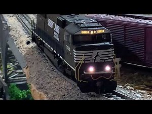 HO Scale Athearn Genesis SD60E DCC Ready Diesel Locomotive NS NORFOLK SOUTHERN !