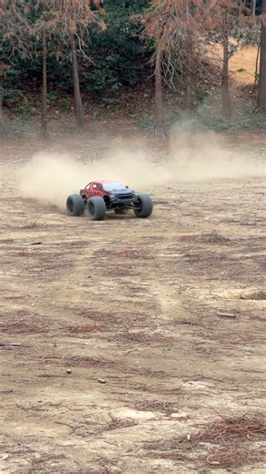 FMSmodel on Instagram: "⚠️ CAUTION: DRIFT ZONE Watch your ankles. 😅 The FMT10 doesn’t play around. Fast. Loud. Always ready to send it right out of the box. ⚡ When this thing lights up the tires, everything nearby becomes part of the course. Built for speed. Built to bash. Built to be driven hard. 🔥 Grab the FMS FMT10 — link in bio #FMSmodel #FMT10 #DriftKing #rccar #NearMiss #BasherLife #ToyCar #AdultToys #RChobby #InstaRC"