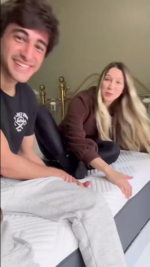 Teste do copo no colchão mais premiado!