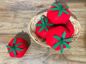 How to Make a Felt Tomato - Mommy's Felt Toys