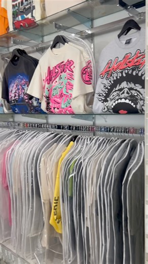 28K views · 975 reactions | CARL WINSLOW OUT SPENDING MONEY DIDDY GAVE HIM Burn Poe Ent | Mgbarrycomedy | Facebook