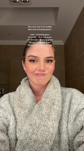 Reviewing the Fluffy Bathrobe Experience