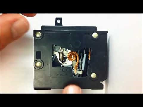 How a thermal magnetic circuit breaker works