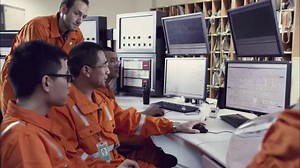 2.3K views · 86 reactions | This year we announced our ambition to become a net zero company by 2050 or sooner, & to help the world get there too. bp's 2020 Advancing Low Carbon programme showcases 76 activities big & small that are delivering a better carbon outcome: www.bp.com/advancinglowcarbon #bpNetZero | bp | Facebook