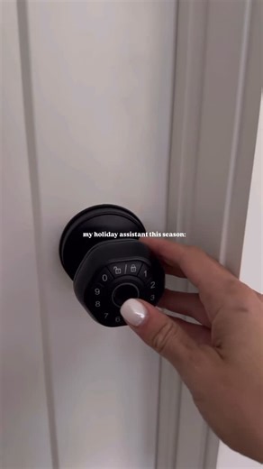 Follow @littlehouseonalittleland and drop DOOR to be sent this directly 🚪you can also always find them on my storefront 🥰 . Dont listen to this with sound if your kids are around but heres my hack on how I keep all our gifts hidden and safe. Trying to keep gifts from being found during the holidays caused me so much stress. This smart doorknob uses fingerprint technology to unlock it but it can also be unlocked using a passcode or this back up set of keys. It was super easy to install and give
