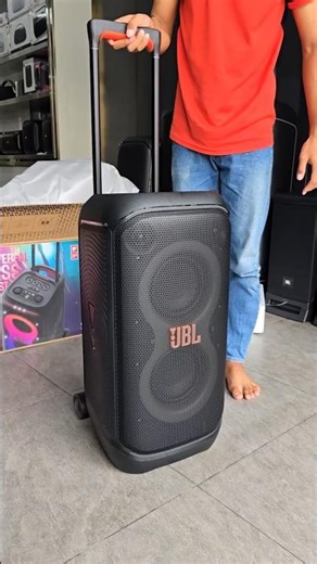 240W Portable Party Power! JBL PartyBox Stage 320 👌