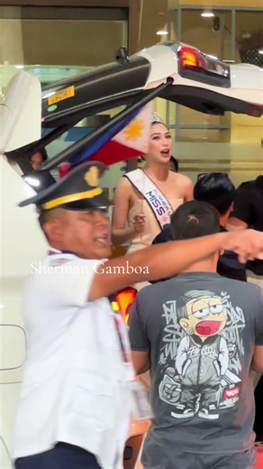 Welcome back queen Chelsea Fernandez! #misscosmo2025 #chelseafernandez