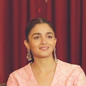 587K views · 10K reactions | Alia Bhatt and Vicky Kaushal revealed their favourite and first moments. While Alia recounted her favourite meme of hers, Vicky spoke about the first time he got rejected. To dig in more, watch the video! | PinkVilla | Facebook