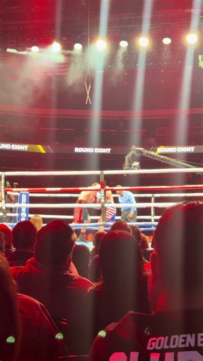 8th round action 😱😱 #boxing