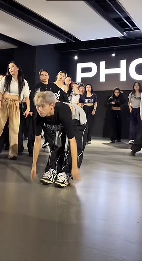 Whiplash #nhay #yeunhay #yeunhaymua #hocnhay #dậynhay #dammenhactrung #dammenhay #trend #xu_hướng #thichnhay #nhaydep #nhảy #nhảy_múa#nhảy_đẹp #dancing #nhayhiendai #tiktoktrend #douyin #xuhuongtiktok #viral #fyp #kimstudio