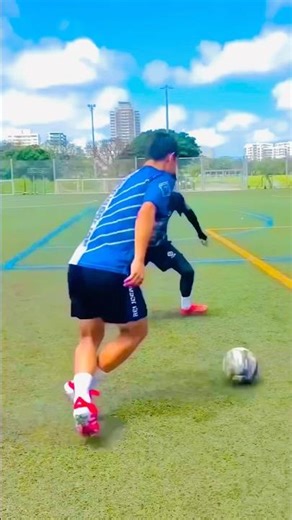 Trap 🪤 skills tutorial ⚽️🔥#football #soccer #footballskills #shorts #shortvideo
