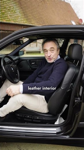 This BMW 323ti Compact (E36) is more than just a sporty youngtimer