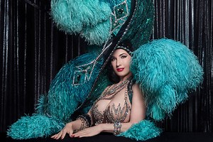 International burlesque star reopening at chic Las Vegas Strip club