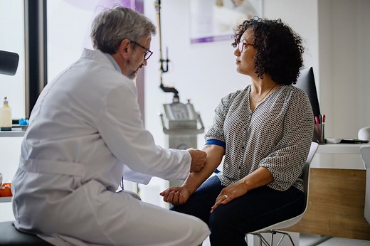 Monocytes trop hauts ou trop bas : faut-il s’inquiéter selon un biologiste ?