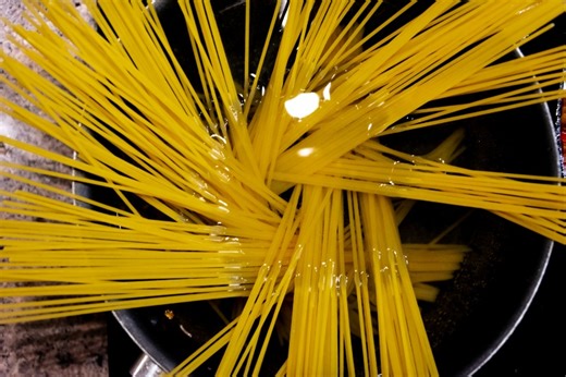 How to cook the perfect pasta – we used particle accelerators and reactors to discover the key