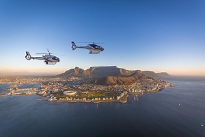 Cape Town: 25min Helicopter Flight with Complimentary Boat Cruise