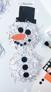 ⛄ Shredded Paper Snowman!⛄ Do you have some spare shredded paper? How about using its to decorate so paper plates to created that textured snowman by @faminino?! Super easy to do and a great way to incorporate recycling into your craft time! TAG SOMEONE WHO WOULD ENJOY THIS CRAFTY IDEA! 💙 #Paperplatecrafts #snowmancraft #kidscrafts #recyclecraft | Baker Ross
