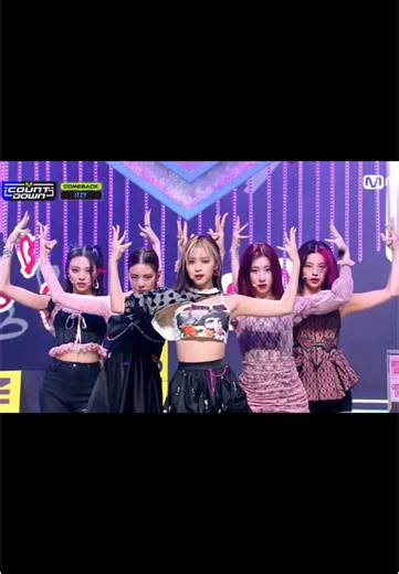 ITZY - LOCO Stage Performance #LOCO #CRAZYINLOVE #ITZY_LOCO #itzyofficial #itzyloco #kpop #stageperformance #fyp #viral