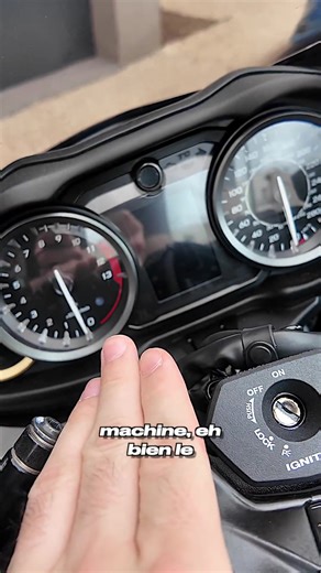 221K views · 2.9K reactions | ⚡️La LEGENDE absolue de la vitesse, toujours INCROYABLE en 2025!! #suzukihayabusa #hayabusa #suzukimotorcycles #suzuki #gsxr1000 #moto #motorcycle #bikelife #motard #motos #motorbike | Rodsters TV | Facebook