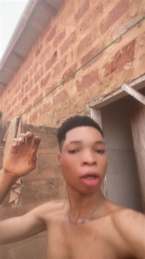 Vidéos de Msi El Dinheiro💸🖤🫂 (@msi.el.dinheiro) avec son original - Msi El Dinheiro💸🖤🫂