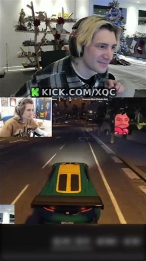 xQc Reacts to one of his Funniest GTA RP Clips