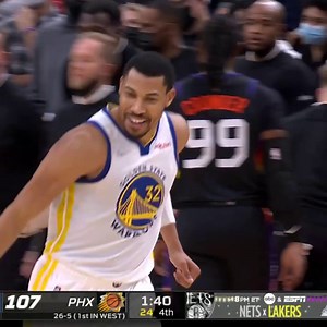 Every shot was a HEAT CHECK for Otto Porter Jr. late in the fourth 🔥 The Golden State Warriors get the huge win over the Phoenix Suns in the Christmas Day showdown in the desert! | NBA on ESPN