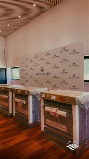 CTM Salto Grande - Delegación Argentina on Instagram: "Entregamos siete cocinas semi-industriales a la Dirección de Comedores Escolares del Ministerio de Desarrollo Humano de Entre Ríos, a fin de asegurar la continuidad del servicio alimentario en escuelas rurales del departamento Concordia. El equipamiento se destinará a las escuelas N° 4 Manuel Lavardén, N° 9 Juan María Gutiérrez, N° 13 Pancho Ramírez, N° 18 El Aconcagua, N° 43 Bernardino Rivadavia, N° 53 General San Martín y N° 70 Eva Duarte.