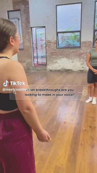 If you thought “yes!” during those bullet points, then come train with us! Using a healthy blend of exercises from Arthur Lessac, Patsy Rodenburg, and Laban we will unlock the power of your authentic sound. Familar with this? Check out The Voice Gym Tuesdays & Thursdays at Frank Stein Studio 🤩 #thevoicegym #barcelona #voicetraining #healthyvoicetechnique #workoutyourvoice #limitedmemberships #laban #fundamentalsreview