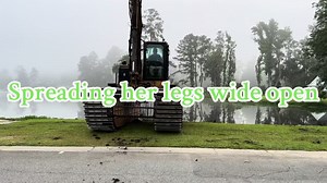 Pond cleaning withe the Cat 306 floating excavator. #pondpeople #stonesaquatic #pondcleanup #inlandlakeharvester #floatingexcavator #miniexcavator #heavyequipment