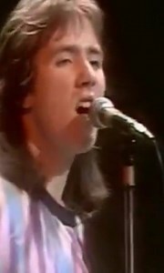 Ein Song, der heutzutage aktueller denn je ist. BERLUC mit NO BOMB. Vor ca. 35 Jahren stürmte Berluc damals die Hitparaden in der DDR. | Unsre DDR